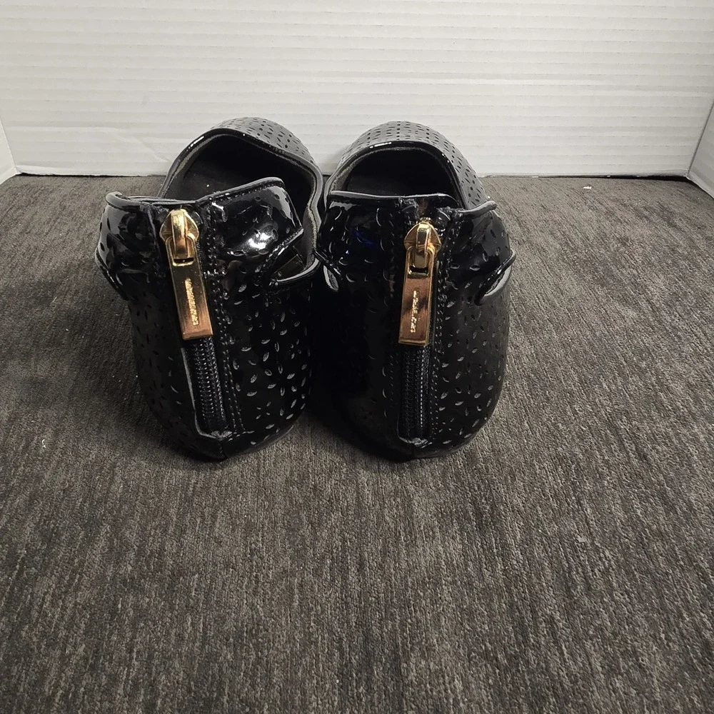 Michael Kors Kenya Garcia Black Patent Perforated Bow Flats Kids Size 5 MK100477